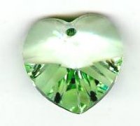 1 14mm Preciosa Light Green Heart